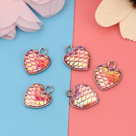 Bild von 304 Edelstahl & Harz Meerjungfrau/Drachen Fischschuppen Charms Herz Silberfarbe Rosa AB Farbe 16mm x 13mm, 10 Stück”