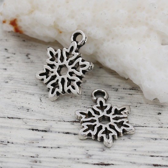 Picture of Zinc Based Alloy Charms Christmas Snowflake Antique Silver Color 15mm( 5/8") x 11mm( 3/8"), 100 PCs