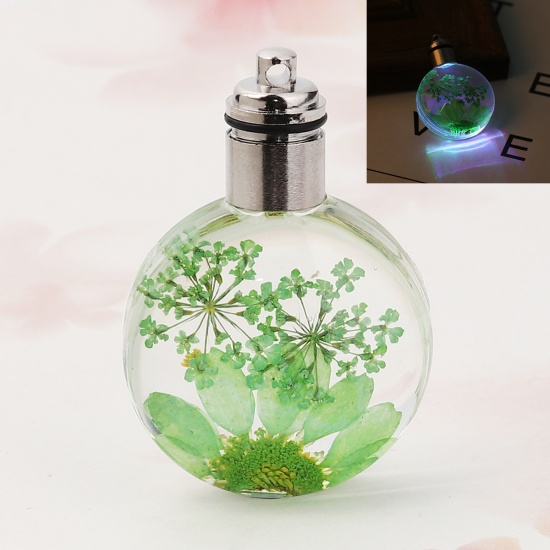 Image de Pendentifs en Verre & Fleurs Séchées Rond Chrysanthème Vert Transparent LED Lumineux 43mm x 30mm, 2 Pcs