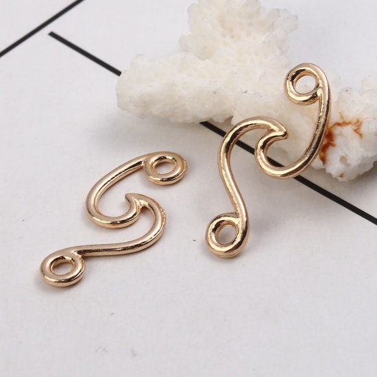 Picture of Zinc Based Alloy Connectors Wave Gold Plated 32mm x 15mm, 20 PCs
