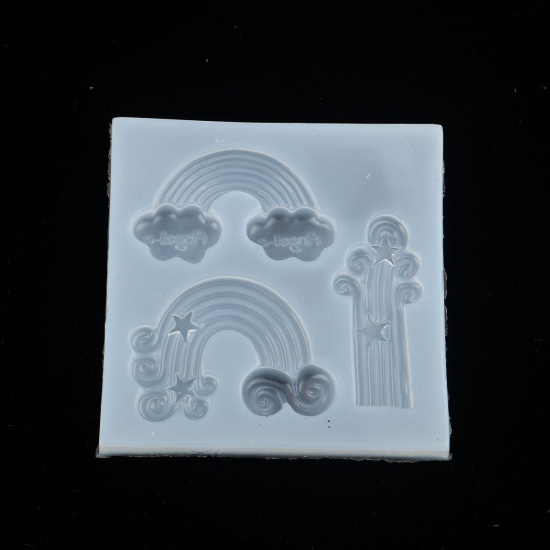 Immagine di Silicone Muffa della Resina per Gioielli Rendendo Arcobaleno Bianco Nuvole 79mm x 79mm, 1 Pz