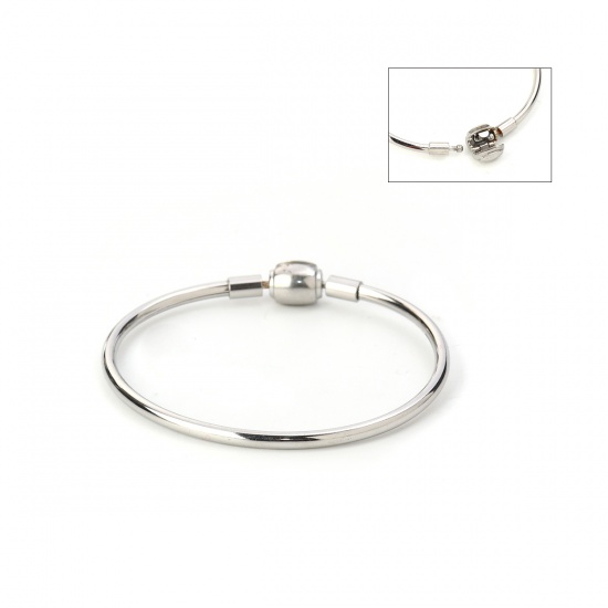 Picture of 304 Stainless Steel Bangles Bracelets Silver Tone With Oval Clasp Can Open 19cm(7 4/8") long, 1 Piece