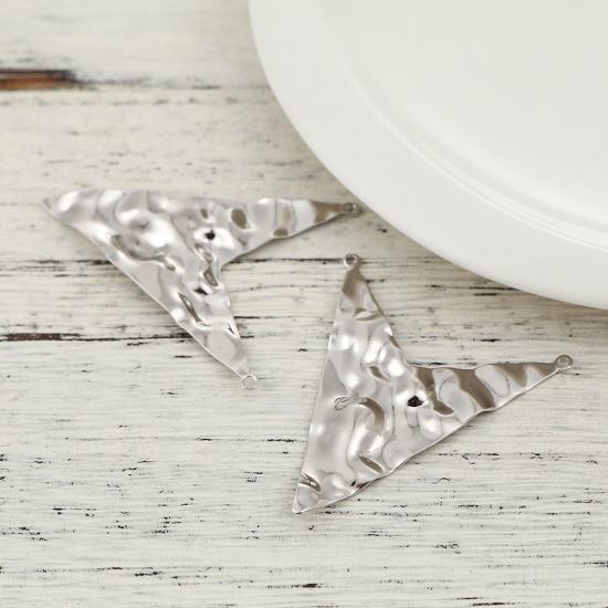 Picture of Brass Connectors Arrowhead 18K Real Platinum Plated 49mm(1 7/8") x 42mm(1 5/8"), 2 PCs                                                                                                                                                                        