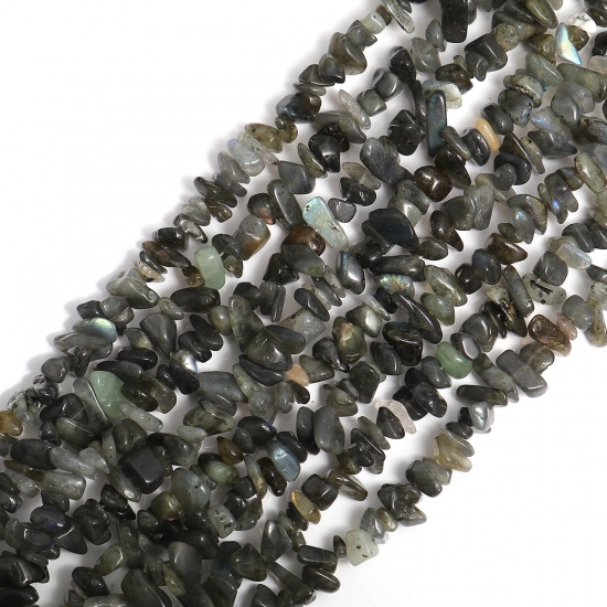 Immagine di Spectrolite ( Naturale ) Perline Irregolare Nero Come 14mm x10mm- 8mm x4mm, Foro: Circa 1mm, 85cm Lunghezza, 5 Filo (Circa 200 - 180 Pz/Treccia)