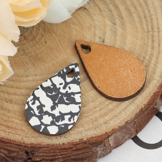 Picture of Natural Wood Charms Drop Black & White 23mm( 7/8") x 15mm( 5/8"), 30 PCs