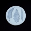 Immagine di Silicone Muffa della Resina per Gioielli Rendendo Tondo Bianco Foglia 8.5cm Dia. 1 Pz
