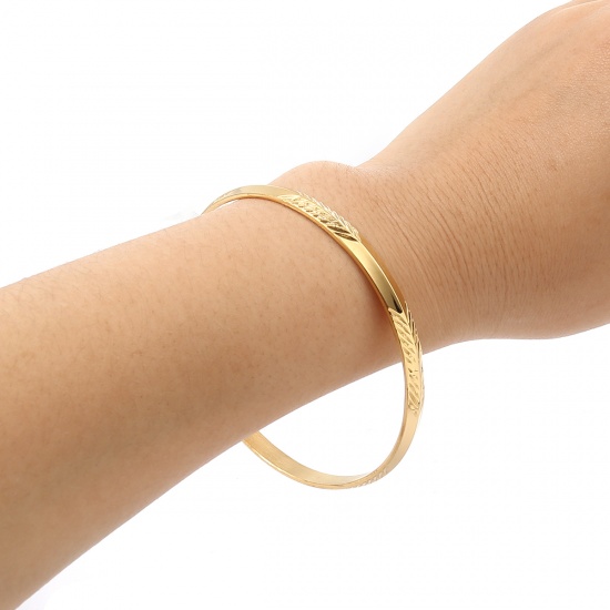 Picture of 304 Stainless Steel Stacking Bangles Bracelets Gold Plated Round Leaf 23cm(9") long - 22cm(8 5/8") long, 1 Set ( 7 PCs/Set)