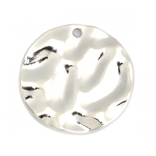 Picture of Zinc Based Alloy Hammered Charms Round Silver Tone Ripple 23mm Dia., 10 PCs