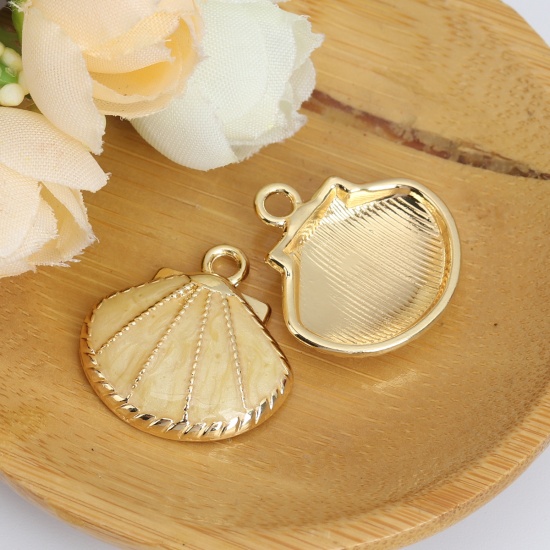 Picture of Zinc Based Alloy Charms Gold Plated Shell Beige Enamel 23mm x 23mm, 5 PCs