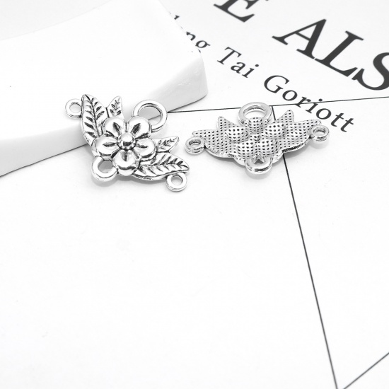 Image de Connecteurs en Alliage de Zinc Fleur Argent Vieilli Motif Sculpté 3.2cm x 2.3cm, 50 Pcs