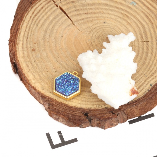 Picture of (Grade B) Crystal ( Natural ) Druzy/ Drusy Charms Gold Plated Blue Hexagon 15mm x 14mm, 1 Piece