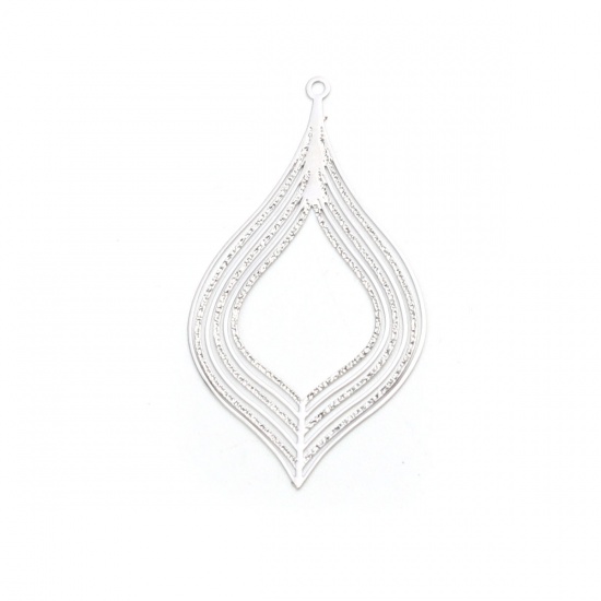 Image de 20 Pcs Pendentifs Estampe en Filigrane en Laiton Argent Mat Feuille Rayées Creux 3.9cm x 2.2cm