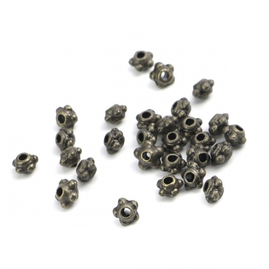 Bild von Zinklegierung Zwischenperlen Spacer Perlen Rund Bronzefarbe Geschnitzte Muster ca. 4mm D., Loch:ca. 1.1mm, 300 Stück