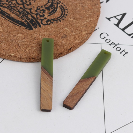 Immagine di Resina Charm Resina Effetto Legno Ciondoli Rettangolo Verde 52mm x 7mm, 5 Pz