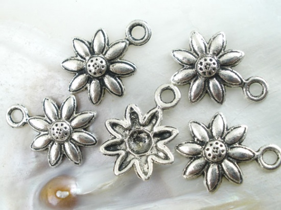 Picture of Zinc Based Alloy Charms Flower Antique Silver Color 20mm( 6/8") x 15mm( 5/8"), 60 PCs