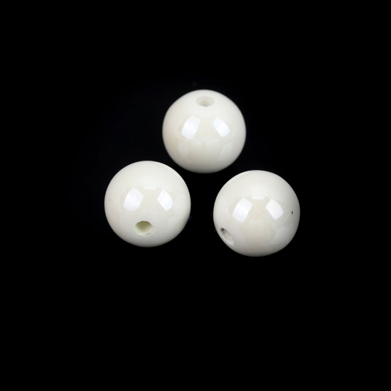 Immagine di Ceramica Diatanziale Perline Tondo Bianco Come 12mm Dia, Foro: Circa 2mm, 30 Pz