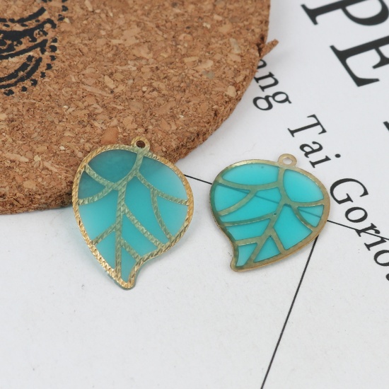 Imagen de Latón & Resina Colgantes Charms Chapado en Oro Verde Azul Hoja 26mm x 19mm, 5 Unidades