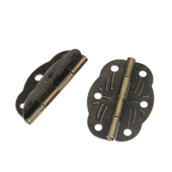 Picture of Iron Based Alloy Cabinet Box Lock Catch Latches Antique Bronze Carved Pattern Carved 3.1cm x 1.3cm, 50 PCs