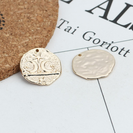 Immagine di Ottone Galassia Charms Oro Placcato Irregolare Luna 19mm x 19mm, 2 Pz