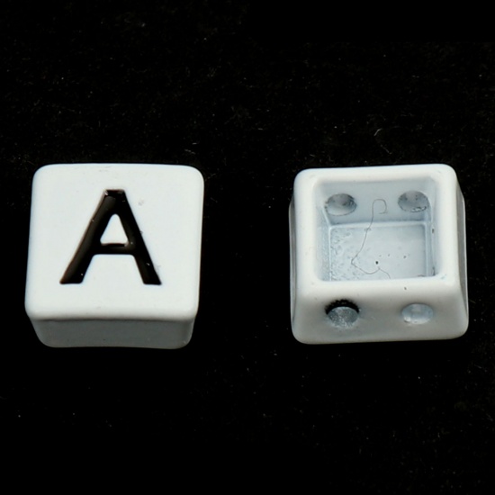 Immagine di Lega di Zinco Perline Quadrato Nero & Bianco Lettera Maiuscola Scolpisce Lettere " A " Smalto Circa 8mm x 8mm, Foro:Circa 1.1mm, 10 Pz