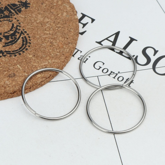 Picture of 1.5mm 304 Stainless Steel Open Jump Rings Findings Circle Ring Silver Tone 30mm Dia., 50 PCs