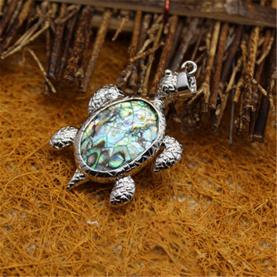 Picture of Abalone Shell & Zinc Based Alloy(Lead & Nickel Safe) Ocean Jewelry Pendants Silver Tone Sea Turtle Animal Multicolor 49mm x 31mm, 1 Piece