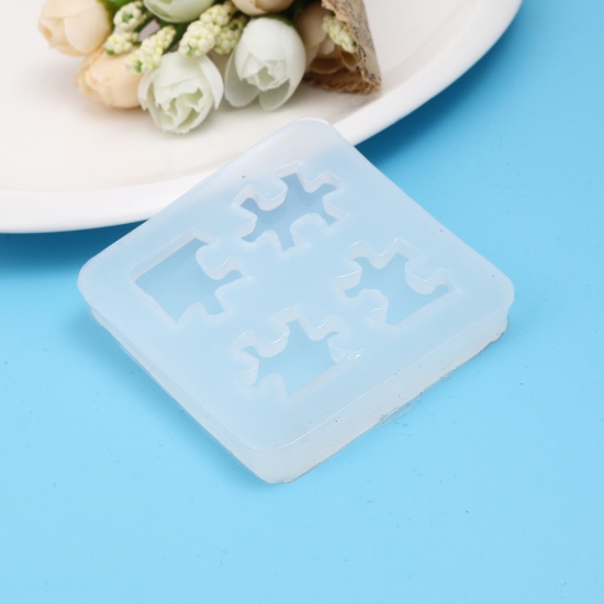 Immagine di Silicone Muffa della Resina per Gioielli Rendendo Quadrato Bianco Puzzel 70mm x 70mm, 1 Pz
