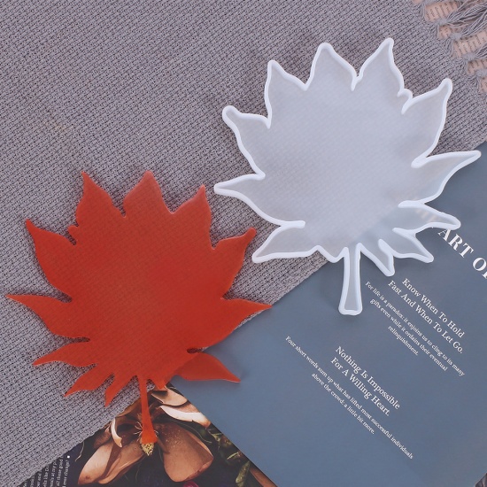 Picture of Silicone Resin Mold For Jewelry Making Maple Leaf White 19.7cm x 18.7cm, 1 Piece