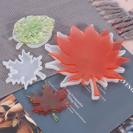 Picture of Silicone Resin Mold For Jewelry Making Maple Leaf White 19.7cm x 18.7cm, 1 Piece