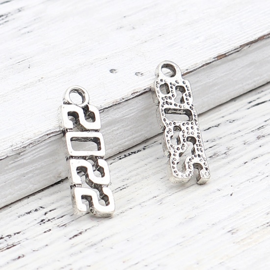 Immagine di Zinc Based Alloy Year Charms Number Antique Silver Color Message " 2022 " 20mm x 6mm, 50 PCs