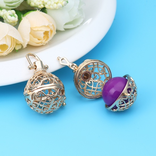 Immagine di Zinc Based Alloy Pendants Mexican Angel Caller Bola Harmony Ball Wish Box Locket Filigree Gold Plated Can Open (Fits 15mm Beads) 33mm x 24mm, 2 PCs