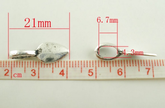 Immagine di Lega di Zinco Manico Perline Foglia Argento Antico Polka Dot Disegno Foro: Circa 4.3mm x 6.7mm, 21mm x 8mm, 50 Pz