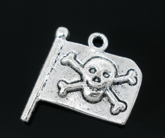 Picture of 20 PCs Antique Silver Color Halloween&Gothic Skull Flag Charms Pendants 22x19mm