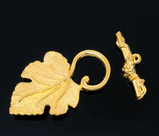 Picture of Zinc Based Alloy Toggle Clasps Grape Leaf Gold Plated 37mm x 23mm 25mm x 8mm, 20 Sets