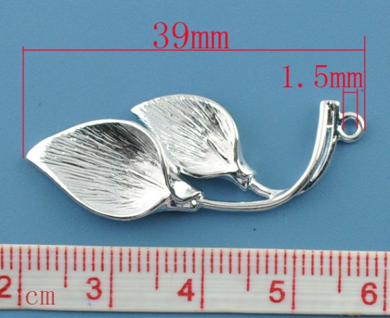 Immagine di Ottone Componente di Orecchino Pendenti Calla Lily Argento Placcato 3.9cm x 13.0mm, 10 Pz