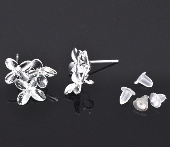 Picture of Brass Ear Post Stud Earrings Findings Triple Flower Silver Plated W/ Loop 15mm( 5/8") x 14mm( 4/8"), Post/ Wire Size: (21 gauge), 10 PCs                                                                                                                      