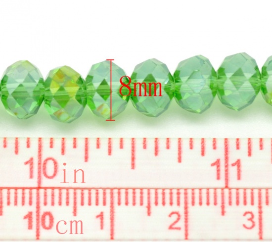 クリスタルガラスビーズ フラットラウンド 緑 ABカラー 透明 ファセット・カット 約 8mm直径、 穴：約 1mm、 42cm長さ、 2 連 （約 72PCS /一連） の画像