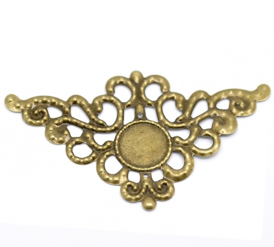 Image de Cabochons d'Embellissement Estampe en Filigrane Creux en Alliage de Fer Triangle Fleurs Bronze Antique à Cabochon 14mm Dia, 7.9cm x 4.6cm, 30 Pcs