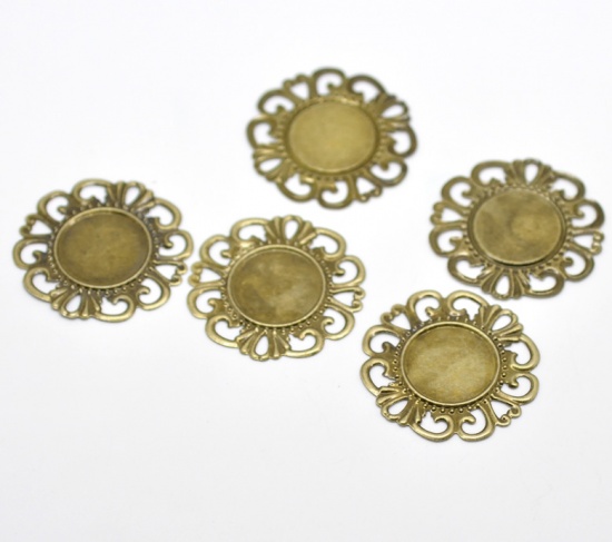 Image de Cabochons d'Embellissement Estampe en Filigrane Creux en Alliage de Fer Rond Fleurs Bronze Antique à Cabochon 18mm Dia, 3.6cm x 3.6cm, 50 Pcs