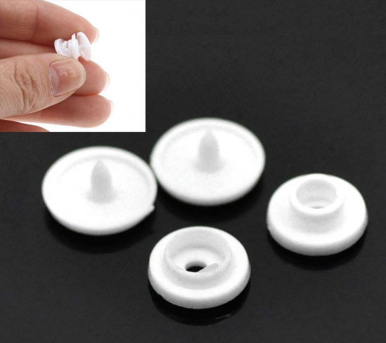 Picture of Plastic Snap Fastener Buttons Round White 10x5mm( 3/8" x 2/8") 9x4mm( 3/8" x 1/8") 9x3mm( 3/8" x 1/8"), 200 Sets(4 PCs/Set)