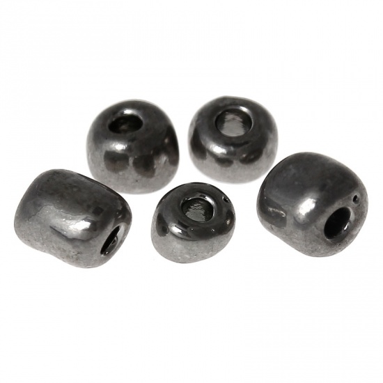 Picture of 6/0 Glass Seed Beads Round Rocailles Silver-gray About 4mm Dia, Hole: Approx 1mm, 450 grams(Approx 6000PCs/Bag)