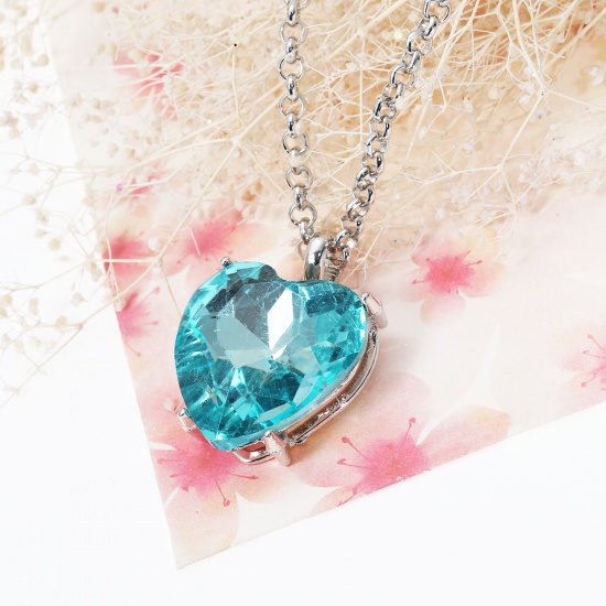 Picture of Jewelry Necklace Heart Silver Tone Faceted Clear Acrylic Rhinestone 64.5cm(25 3/8") long, 1 Piece