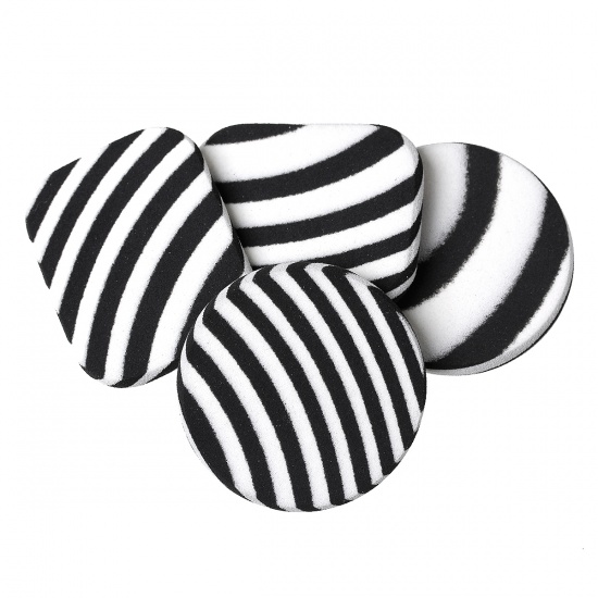 Picture of NBR Sponge Powder Puff Make Up Tools Cosmetic Round Black Zebra Stripe Pattern 5.5cm x4.5cm(2 1/8" x1 6/8") 5.5cm(2 1/8") Dia., 2 Sets