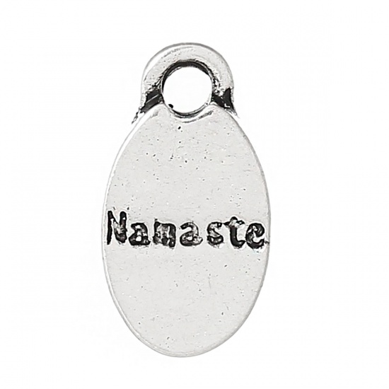 Immagine di Lega di Zinco Charm Ciondoli Ovale Argento Antico Lettere Scolpito " Namaste " 15mm x 8mm , 30 Pz