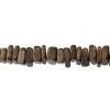 Immagine di Guscio di Cocco Separatori Perline Irregolare Colore del Caffè Circa 10mm x 8mm - 8mm x 7mm, Foro: Circa 1mm, lunghezza:37.5cm 2 Fili （Circa98 Pezzi/Treccia)
