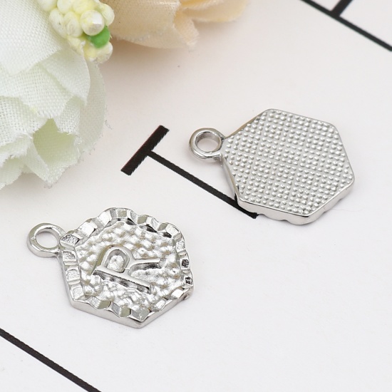 Immagine di Zinc Based Alloy Valentine's Day Charms Hexagon Silver Tone Initial Alphabet/ Capital Letter Message " R " 17mm x 13mm, 20 PCs