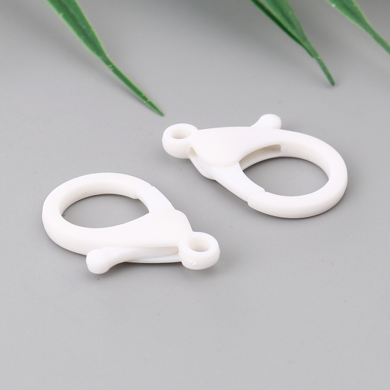 Picture of Plastic Lobster Clasp Findings White 25mm x 17mm, 30 PCs