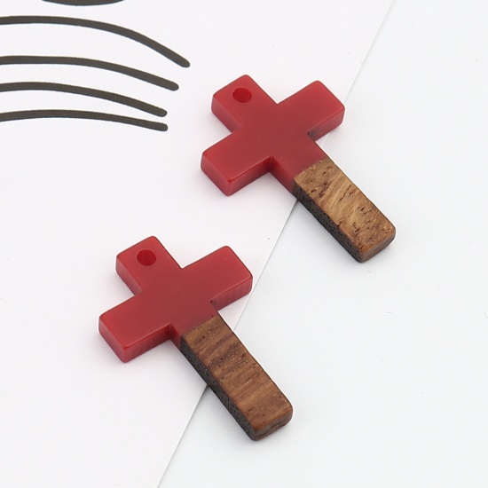 Immagine di Resina Charm Resina Effetto Legno Charms Croce Rosso 25mm x 16mm, 5 Pz