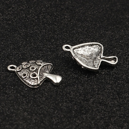 Picture of Zinc Based Alloy Charms Mushroom Antique Silver Color (Can Hold ss5 ss6 ss7 Pointed Back Rhinestone) 25mm x 18mm, 10 PCs