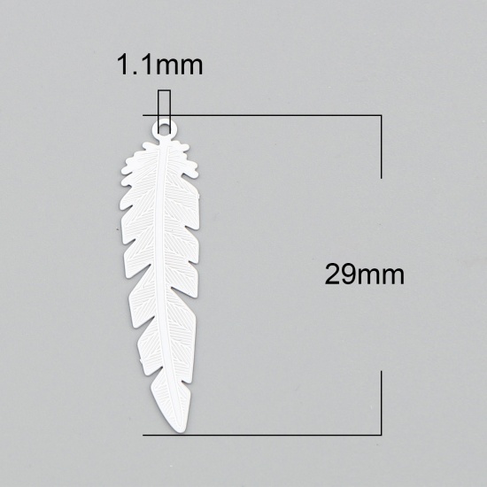 Image de Breloques Estampe en Filigrane en Laiton Plume Blanc 35mm x 8mm, 30 Pcs